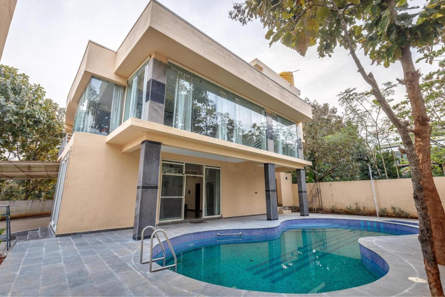Villa Exotica By Stayjade5Bhkpoolacprojector Denkanikottai Eksteriør billede