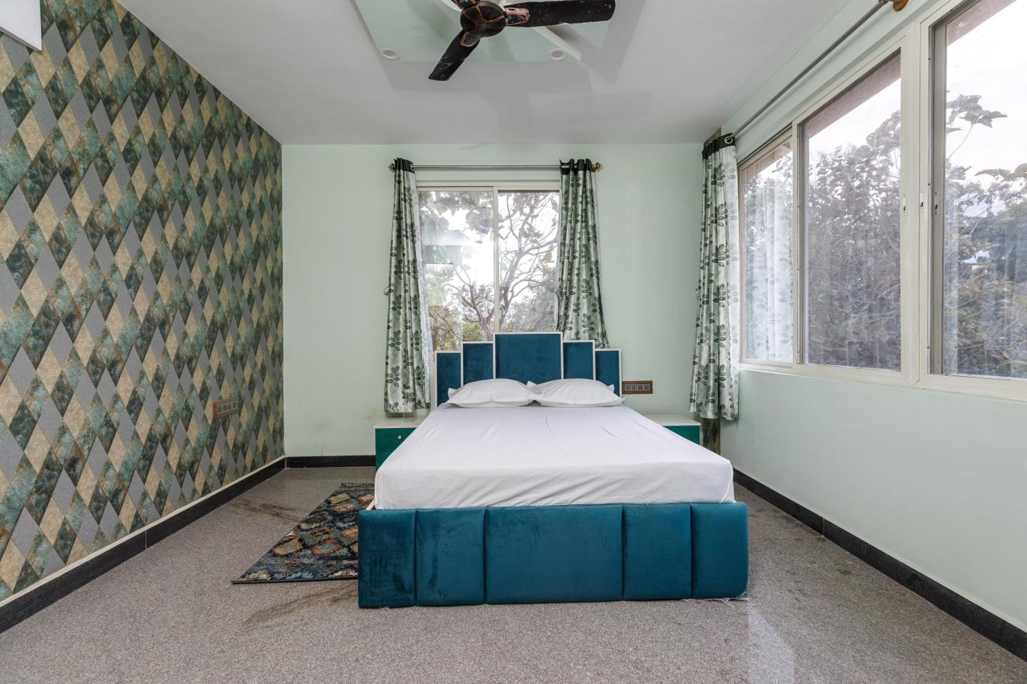 Villa Exotica By Stayjade5Bhkpoolacprojector Denkanikottai Eksteriør billede