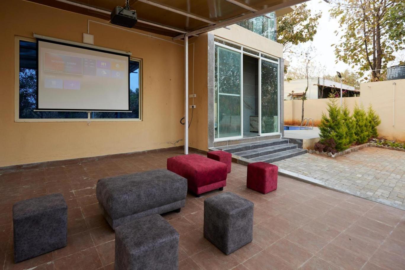 Villa Exotica By Stayjade5Bhkpoolacprojector Denkanikottai Eksteriør billede