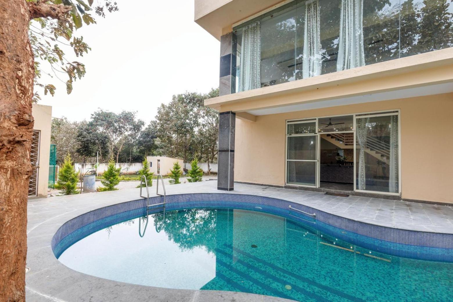 Villa Exotica By Stayjade5Bhkpoolacprojector Denkanikottai Eksteriør billede