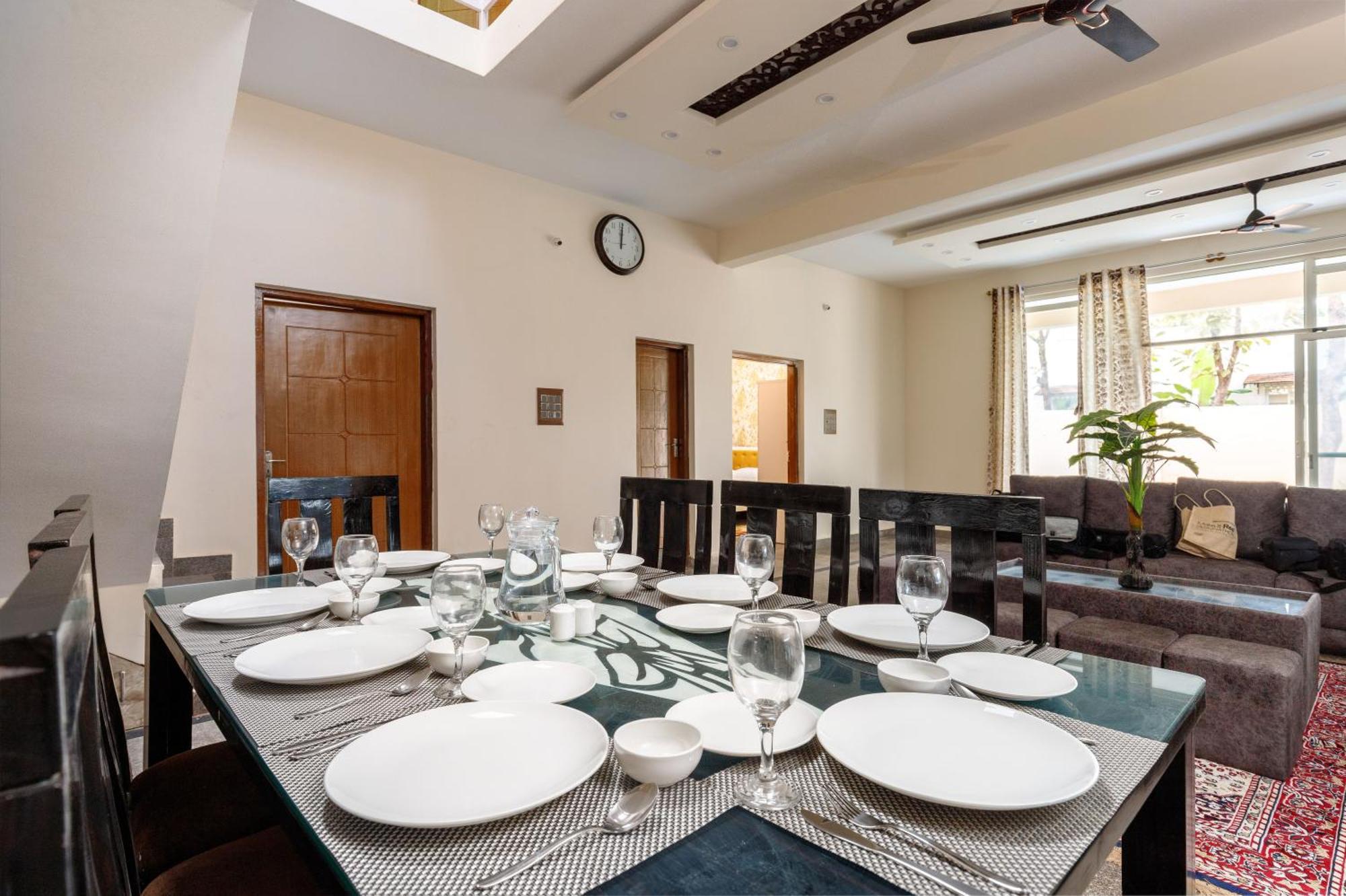 Villa Exotica By Stayjade5Bhkpoolacprojector Denkanikottai Eksteriør billede